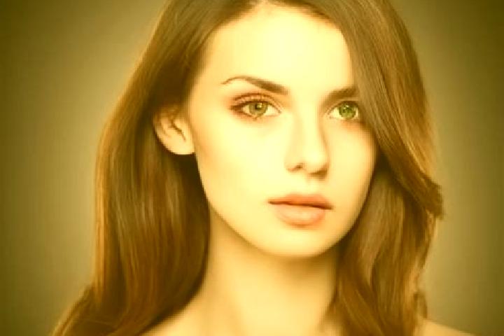Violet, 31, a auburn amber-eyed caribbean companion based in Chiconi. Offering Duos, Roleplay, Overnight. Available for incall and outcall, overnight booking...