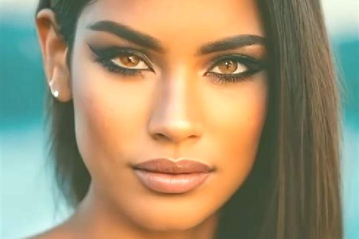 Violet, 31, a black brown-eyed latina companion based in Ramba. Offering Roleplay, Duos, GFE. Available for incall and outcall, day and evening dates.