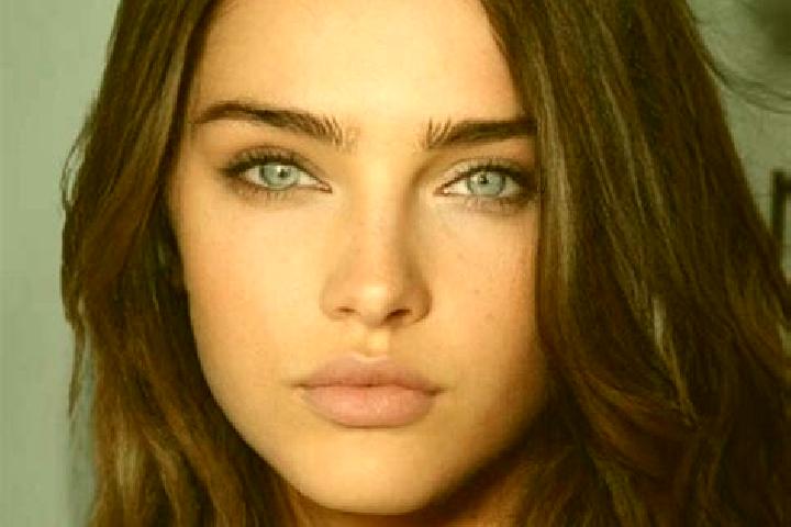 Violet, 31, a brunette blue-eyed indian companion based in Meslin-l Eveque. Offering Deep French Kissing, A-Level, Erotic Massage. Available for incall and o...
