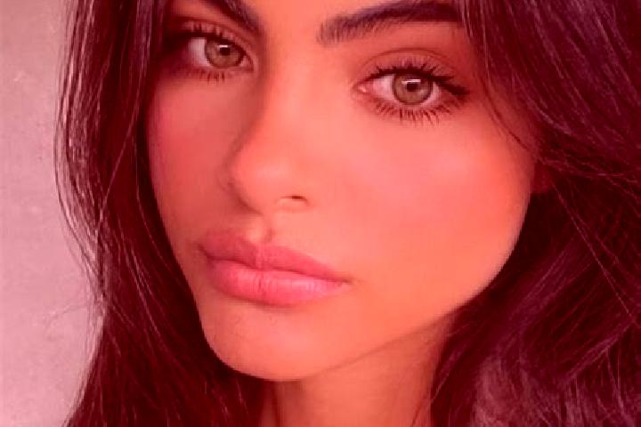Violet, 31, a brunette green-eyed caucasian companion based in Karankasso. Offering Overnight, BDSM, 69. Available for incall and outcall, overnight bookings...