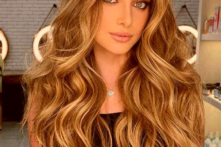 Violet, 31, a dark blonde dark-eyed middle eastern companion based in Zuerich (Kreis 1) / Hochschulen. Offering Party Girl, Domination, Couples, 69. Availabl...