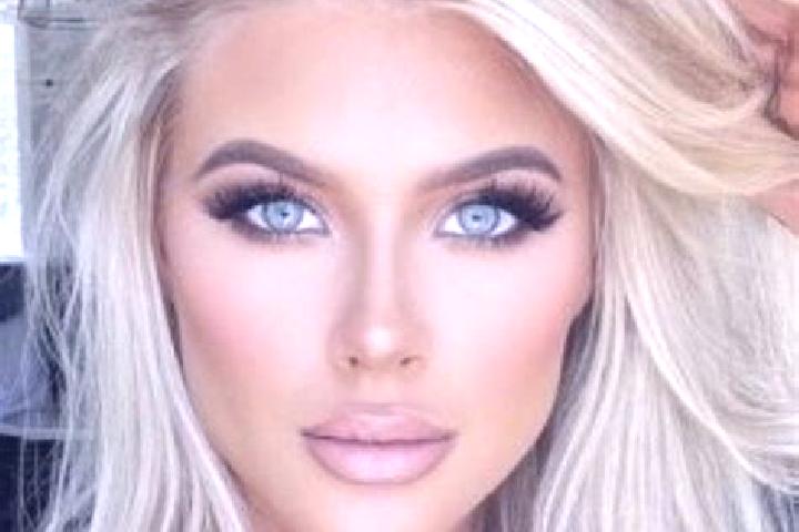 Violet, 31, a platinum blonde brown-eyed indian companion based in Qarqi. Offering Overnight, BDSM, Travel Companion, Girlfriend Experience, Erotic Massage. ...