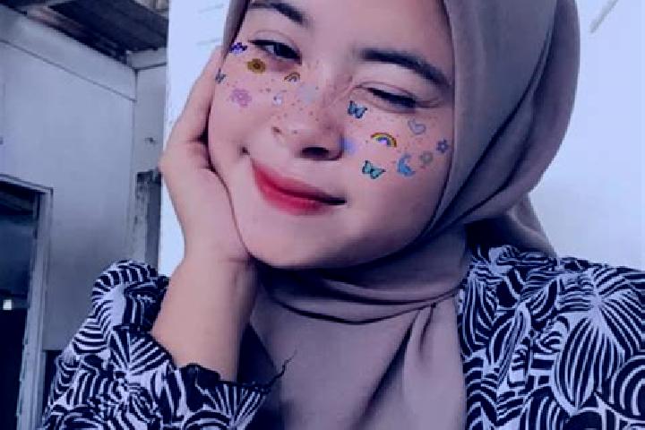 Violet, 31 — Escort in Dumai, Indonesia