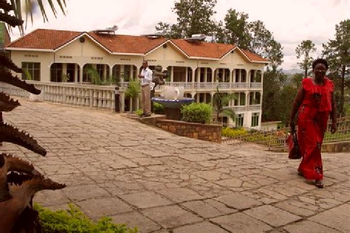 Violet, 31 — Escort in Gikongoro, Rwanda