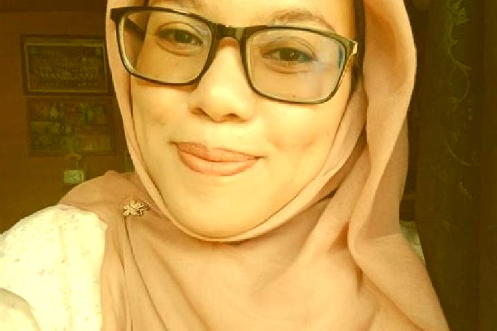 Violet, 31 — Escort in Gobang, Indonesia