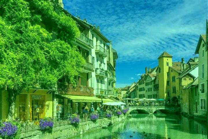 Violet, 31 — Escort in Ifs, France