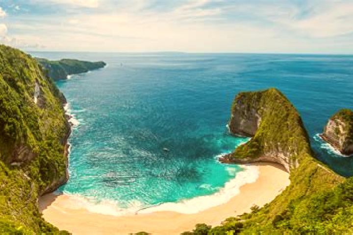 Violet, 31 — Escort in Kolobolon, Indonesia