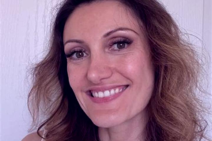 Violet, 31 — Escort in Maraussan, France