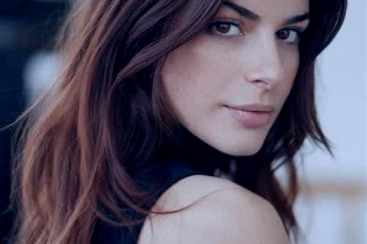 Violet, 32, a auburn brown-eyed european companion based in Oglesby. Offering Dinner Date, Striptease, Fetish. Available for incall and outcall, day and even...
