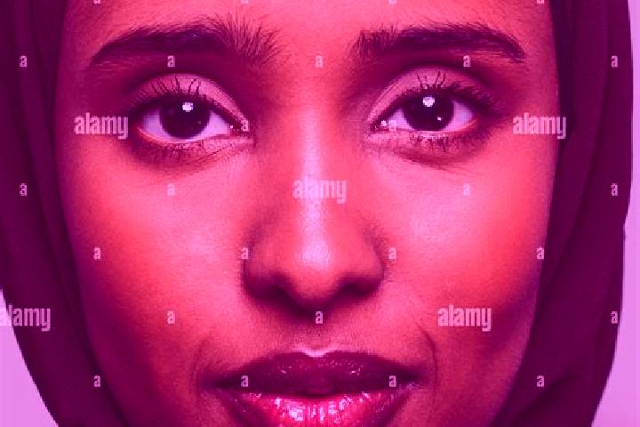 Violet, 32, a auburn dark-eyed middle eastern companion based in Masasi. Offering Domination, Erotic Massage, Girlfriend Experience, Prostate Massage. Availa...