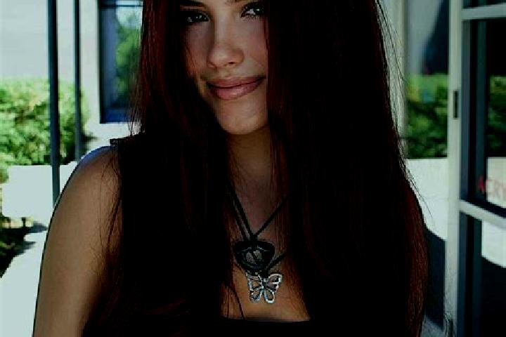 Violet, 32, a auburn dark-eyed mixed companion based in Simlangsdalen. Offering Girlfriend Experience, Duos, Dinner Date. Available for incall and outcall, d...