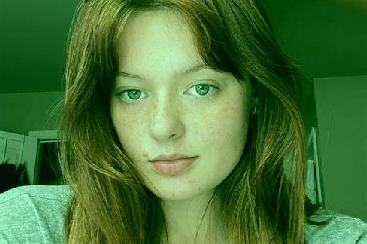 Violet, 32, a auburn grey-eyed ebony companion based in Chavannes-sur-Reyssouze. Offering Overnight, Erotic Massage, A-Level. Available for incall and outcal...
