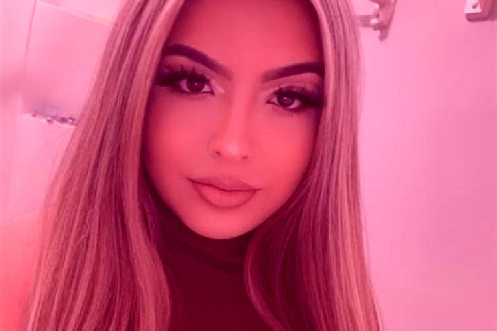 Violet, 32, a blonde amber-eyed latina companion based in Ahoutoue. Offering BDSM, A-Level, GFE. Available for incall and outcall, overnight bookings available.