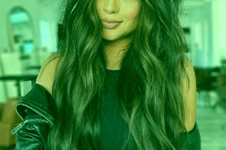 Violet, 32, a brunette dark-eyed asian companion based in Wesola. Offering GFE, Duos, Tantra. Available for incall and outcall, day and evening dates.