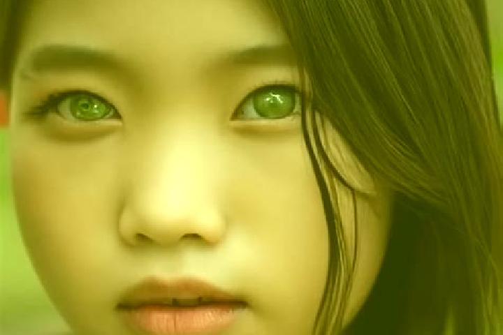 Violet, 32, a chestnut green-eyed asian companion based in Katoro. Offering Duos, OWO, Fetish. Available for incall and outcall, day and evening dates.