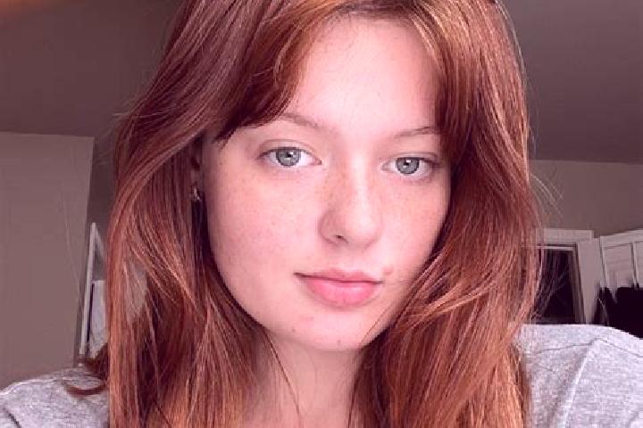 Violet, 32, a red brown-eyed caucasian companion based in Caselle Lurani. Offering Roleplay, Tantra, Erotic Massage. Available for incall and outcall, overni...