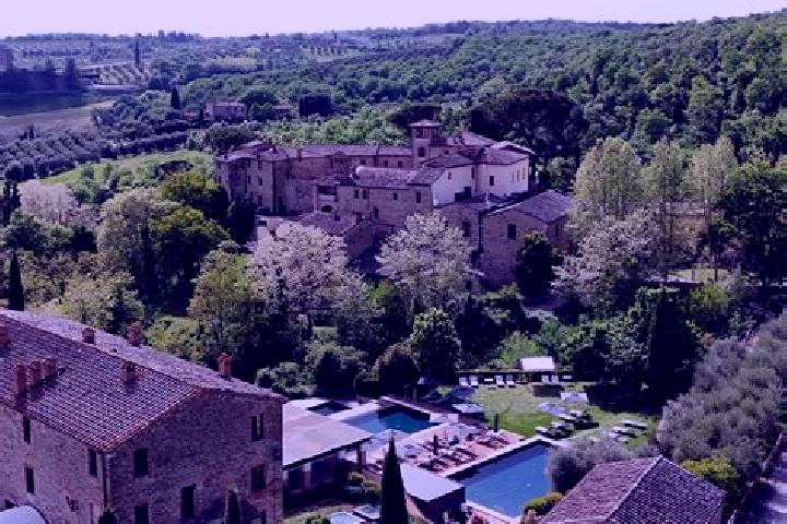 Violet, 32 — Escort in Castelnuovo Berardenga, Italy