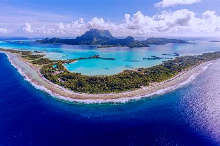 Violet, 32 — Escort in Mahina, French Polynesia