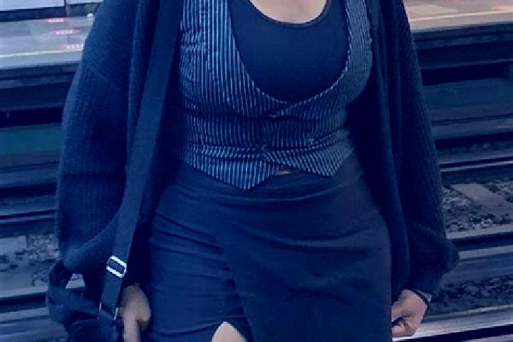 Violet, 32 — Escort in Yarpuzlu, Turkey