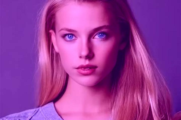 Violet, 33, a blonde grey-eyed mixed companion based in Saxin. Offering CIM, Overnight, GFE. Available for incall and outcall, day and evening dates.