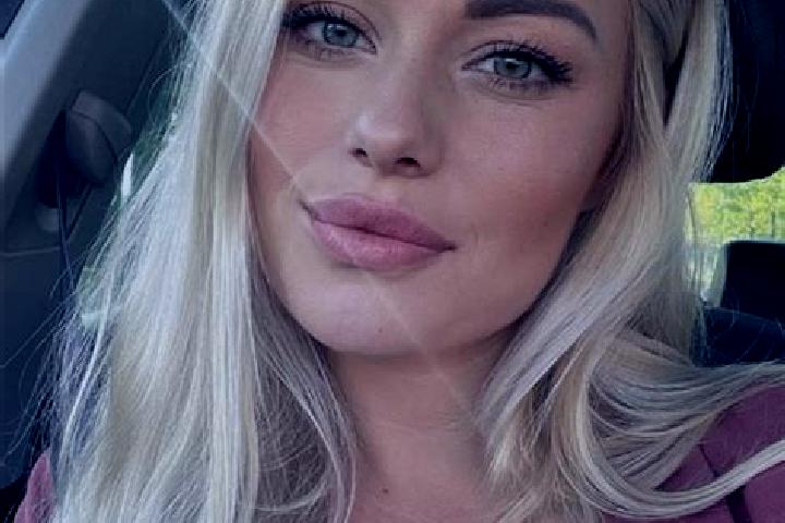 Violet, 33, a blonde hazel-eyed mixed companion based in Nueva Luz. Offering Girlfriend Experience, Travel Companion. Available for incall and outcall, overn...