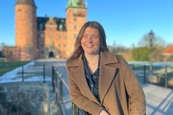 Violet, 33 — Escort in Bjaeverskov, Denmark