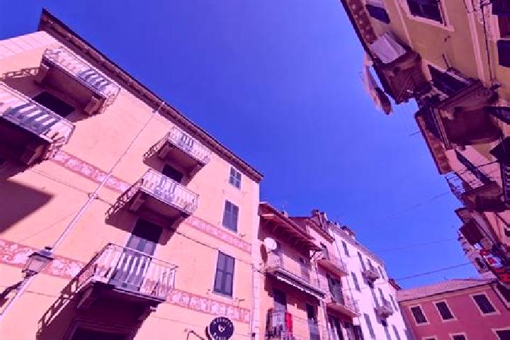 Violet, 33 — Escort in Cabella Ligure, Italy