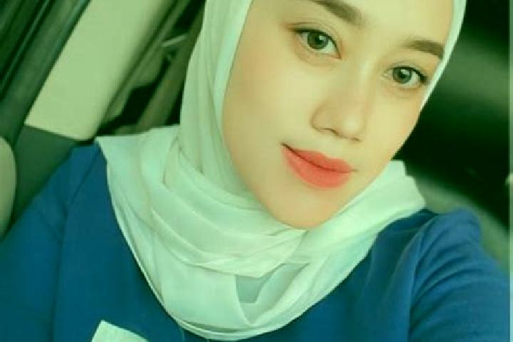 Violet, 33 — Escort in Cibongas, Indonesia