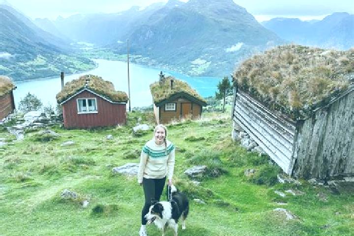 Violet, 33 — Escort in Ginnasluokta, Norway