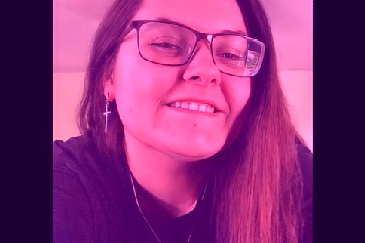 Violet, 33 — Escort in Girard, United States
