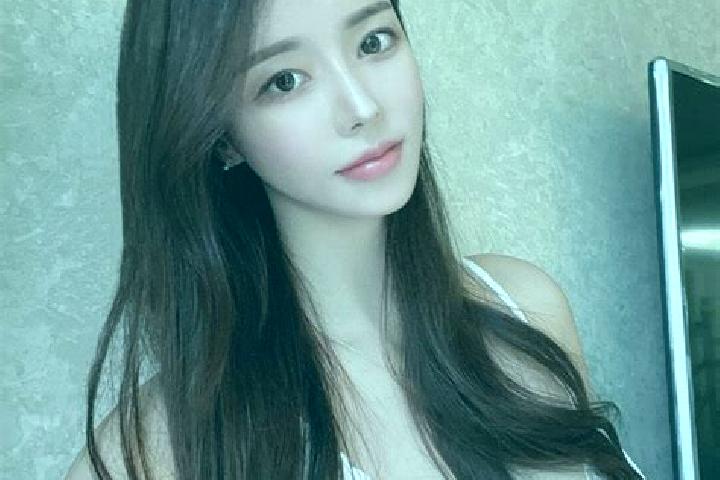 Violet, 33 — Escort in Zhufutun, China