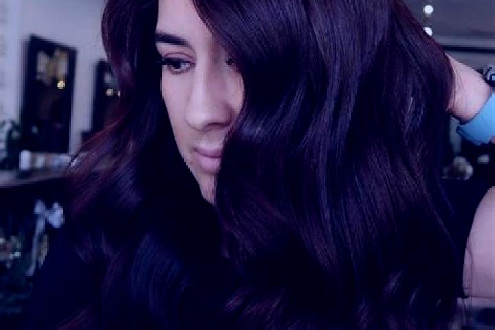 Violet, 34, a auburn dark-eyed middle eastern companion based in Tortorella. Offering Striptease, Couples, Overnight, Roleplay. Available for incall and outc...