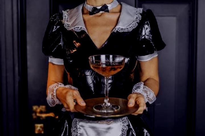 Violet, 34, a red dark-eyed ebony companion based in Novosvitlivka. Offering Erotic Massage, Striptease, Dinner Date, BDSM, Overnight. Available for incall a...