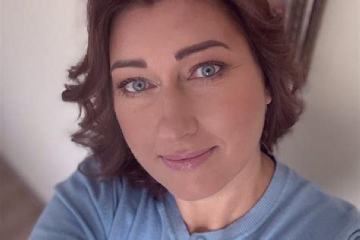 Violet, 34 — Escort in Gadinti, Romania