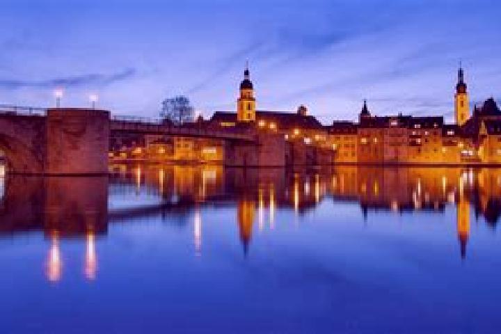 Violet, 34 — Escort in Kitzingen, Germany