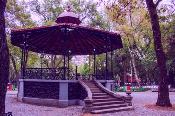 Violet, 34 — Escort in Las Plazas, Mexico