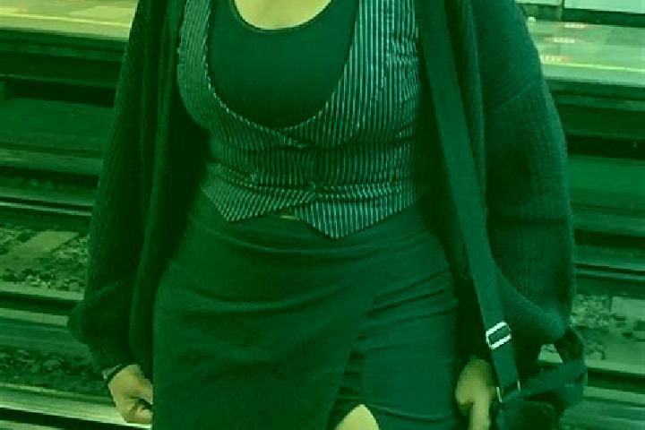 Violet, 34 — Escort in Modisi, Indonesia