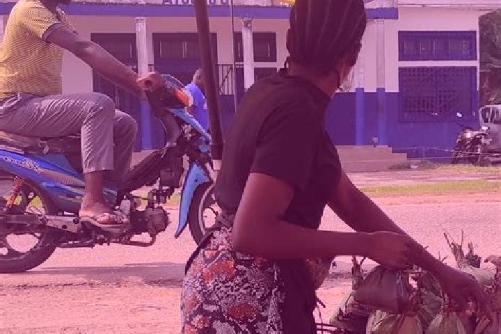 Violet, 34 — Escort in Ngabe, Congo