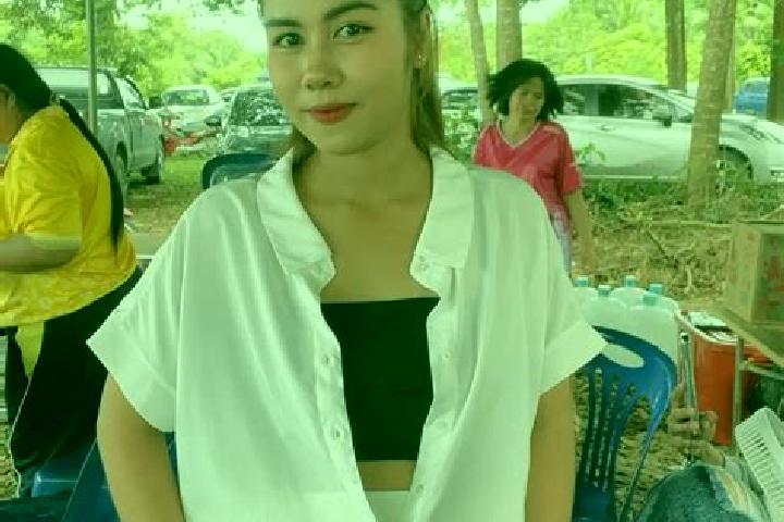 Violet, 34 — Escort in Ream, Cambodia