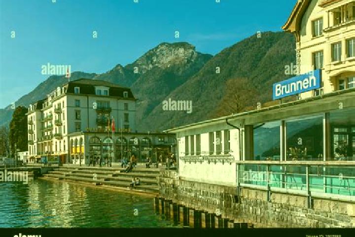 Violet, 34 — Escort in Schwyz, Switzerland