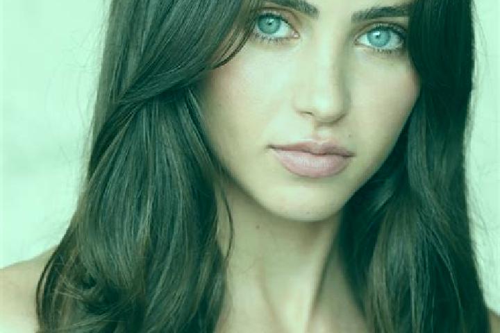 Violet, 35, a auburn brown-eyed indian companion based in Hidirli. Offering Striptease, GFE, Dinner Date, Prostate Massage. Available for incall and outcall,...