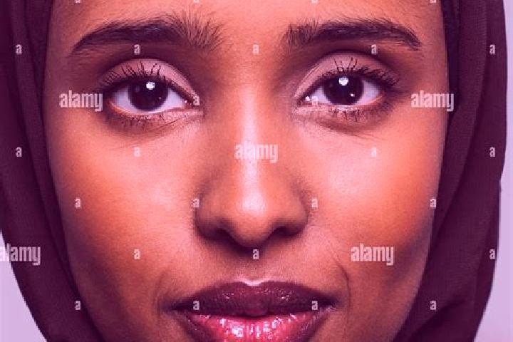 Violet, 35, a auburn brown-eyed middle eastern companion based in Luotaping. Offering Massage, Prostate Massage, A-Level. Available for incall and outcall, d...