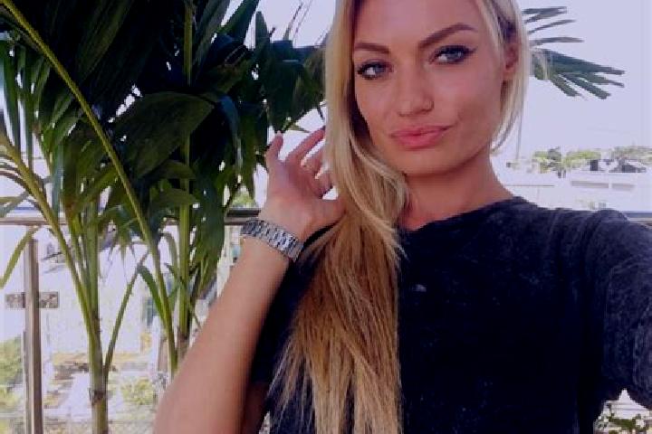 Violet, 35, a blonde dark-eyed ebony companion based in Unterschwaningen. Offering GFE, Domination, Erotic Massage, Dinner Date. Available for incall and out...