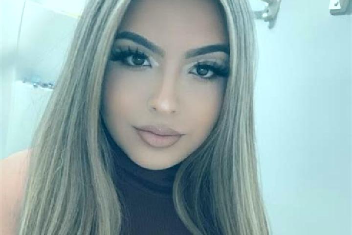 Violet, 35, a blonde dark-eyed latina companion based in Ekasapta. Offering Domination, Party Girl, 69, Duos. Available for incall and outcall, day and eveni...