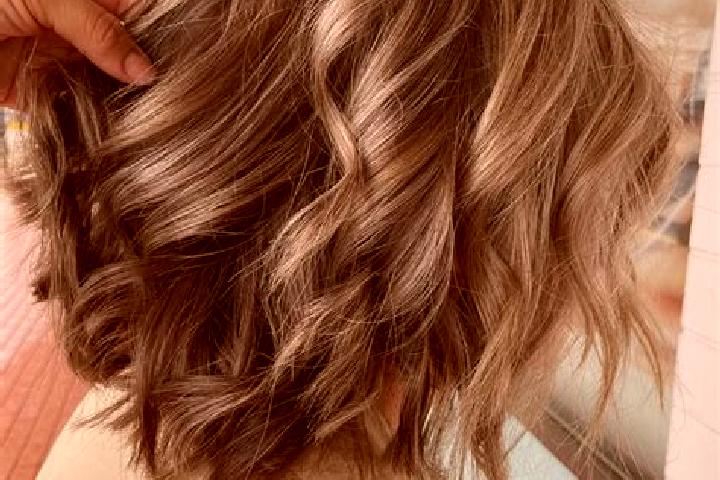 Violet, 35, a dark blonde grey-eyed mixed companion based in Choghamish. Offering Massage, Erotic Massage, OWO, Dinner Date, Striptease. Available for incall...