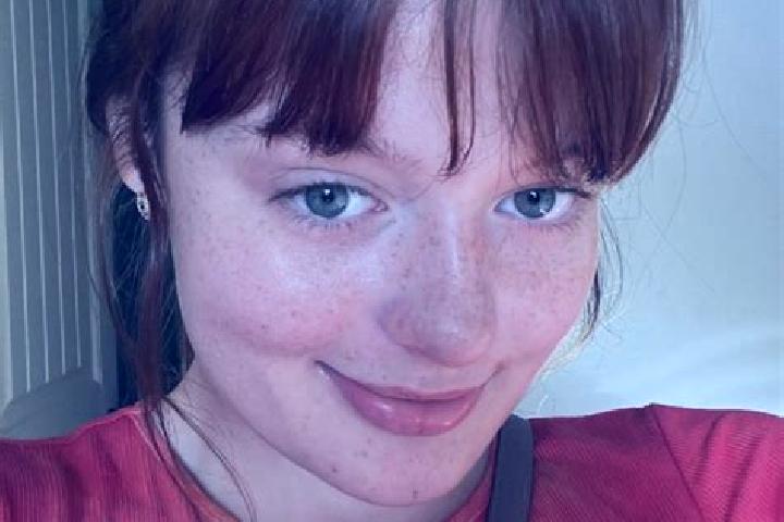 Violet, 35, a red grey-eyed european companion based in Tarariras. Offering Prostate Massage, CIM, Dinner Date, Duos. Available for incall and outcall, day a...