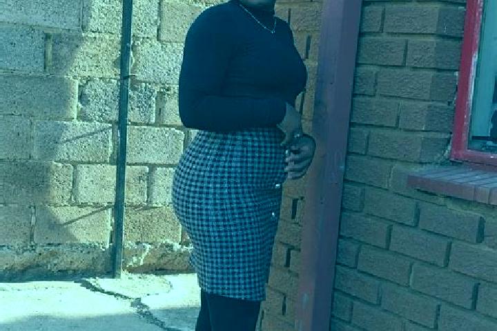 Violet, 35 — Escort in Banket, Zimbabwe