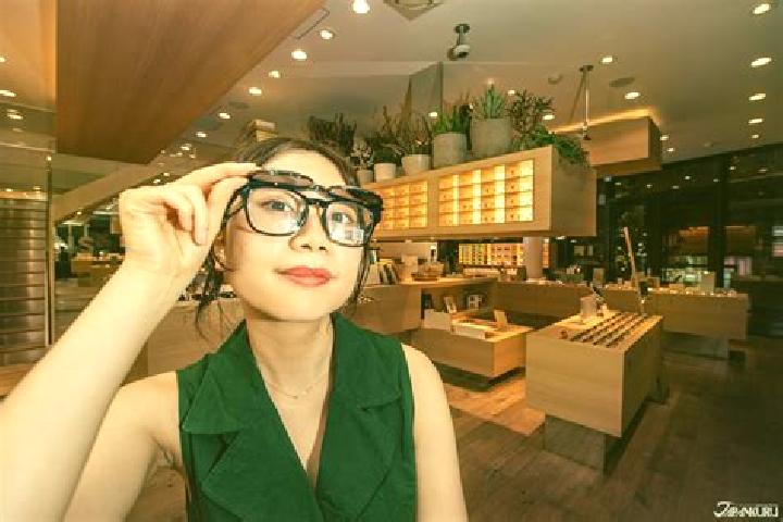 Violet, 35 — Escort in Chonggang, China