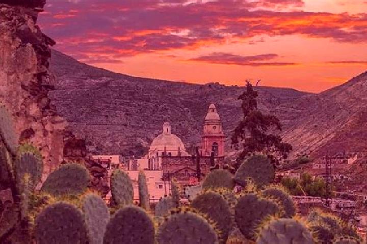 Violet, 35 — Escort in El Escalanar, Mexico