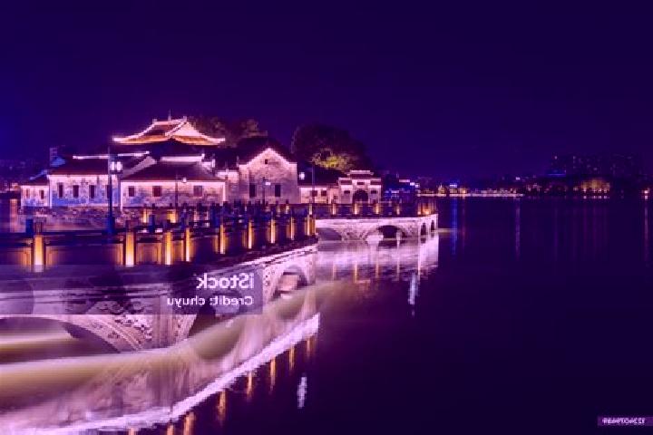 Violet, 35 — Escort in Jiujiang, China